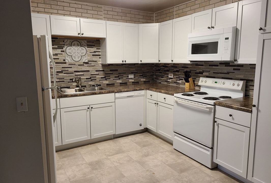 Photo of Kitchen in Medicine Lodge