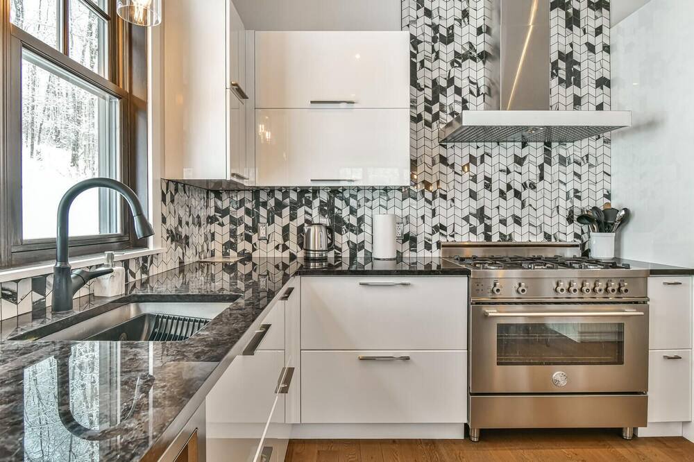 Photo of Kitchen in Saint-Faustin-Lac-Carre