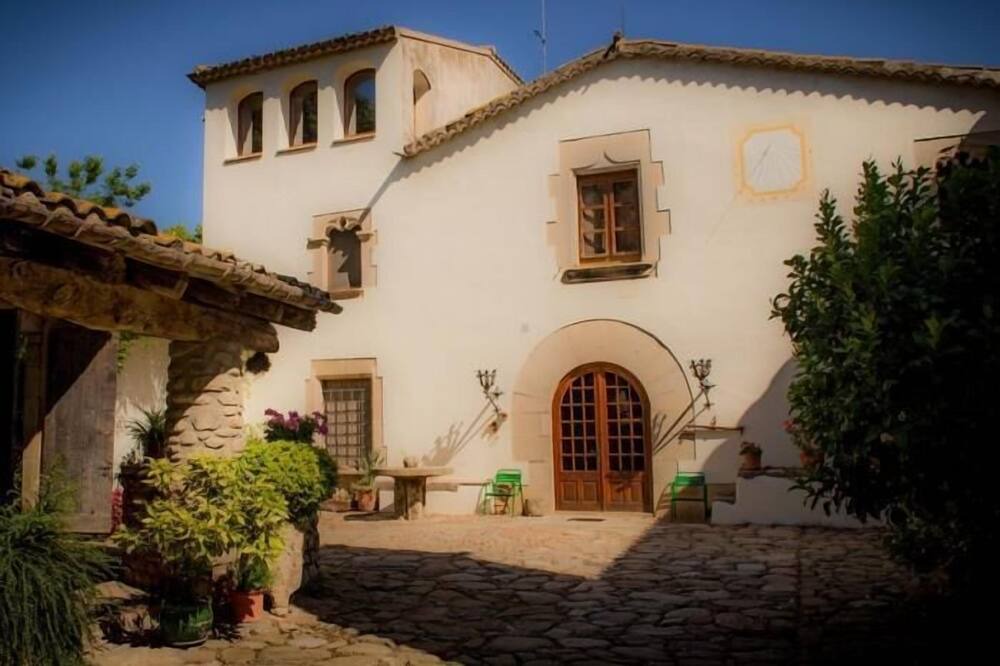 Photo of Outdoor in Santa Eulalia de Roncana
