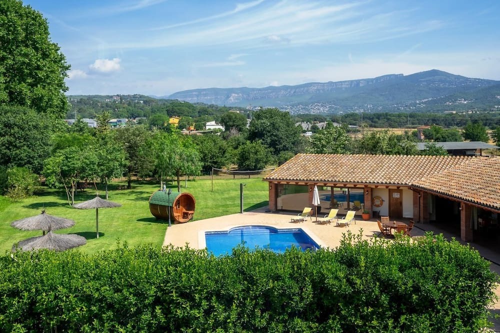 Photo of Outdoor in Santa Eulalia de Roncana