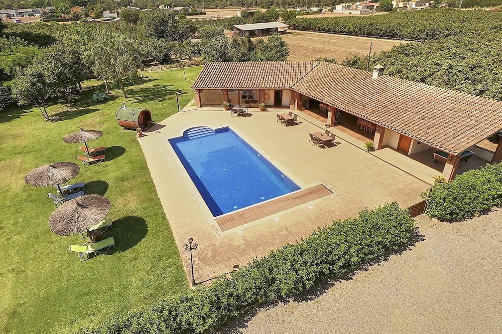 Photo of Outdoor in Santa Eulalia de Roncana