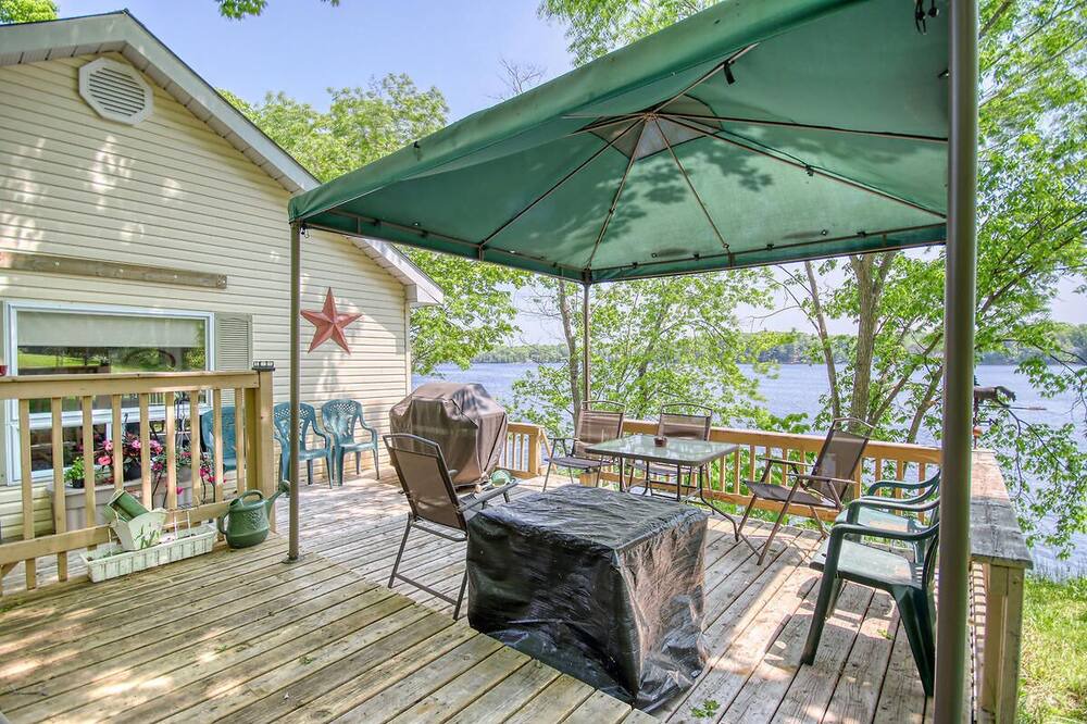 Photo of Patio Balcony in Frontenac
