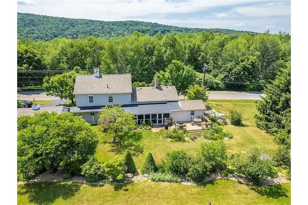 Photo of Outdoor in Bristol Hills