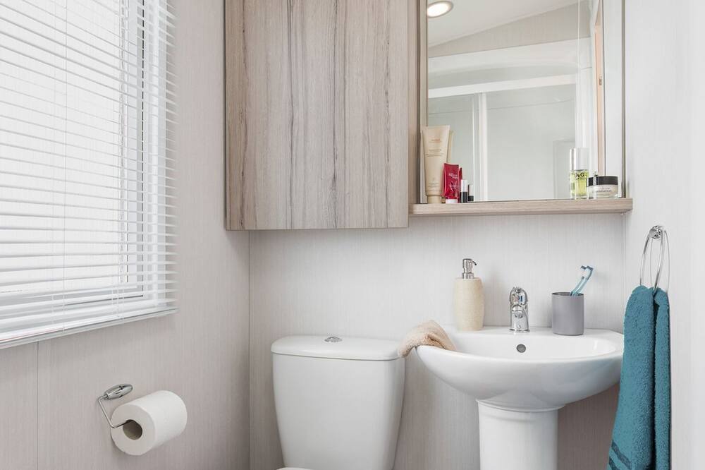 Photo of Bathroom in Coldingham