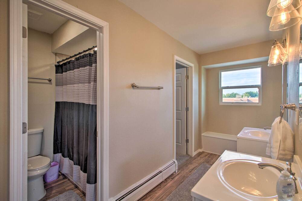 Photo of Bathroom in Rio Rancho