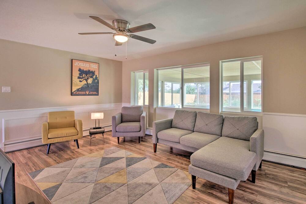 Photo of Livingroom in Rio Rancho