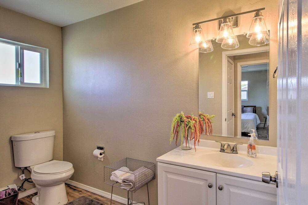 Photo of Bathroom in Rio Rancho