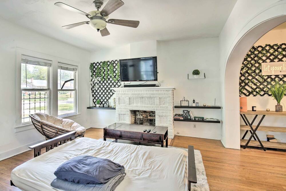 Photo of Bedroom in Highland Park