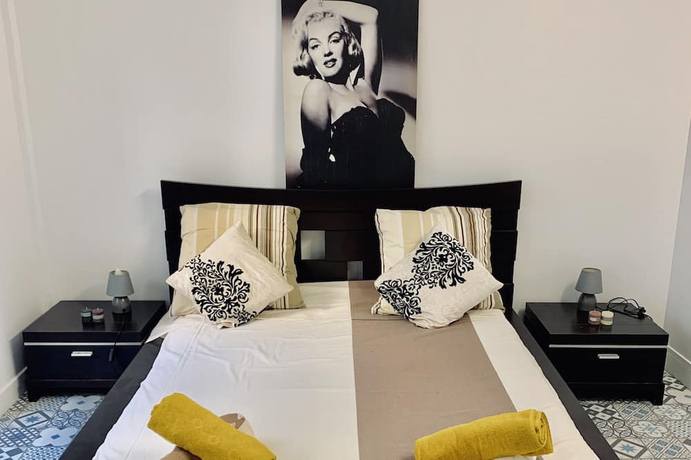 Photo of Bedroom in Le Kremlin-Bicetre