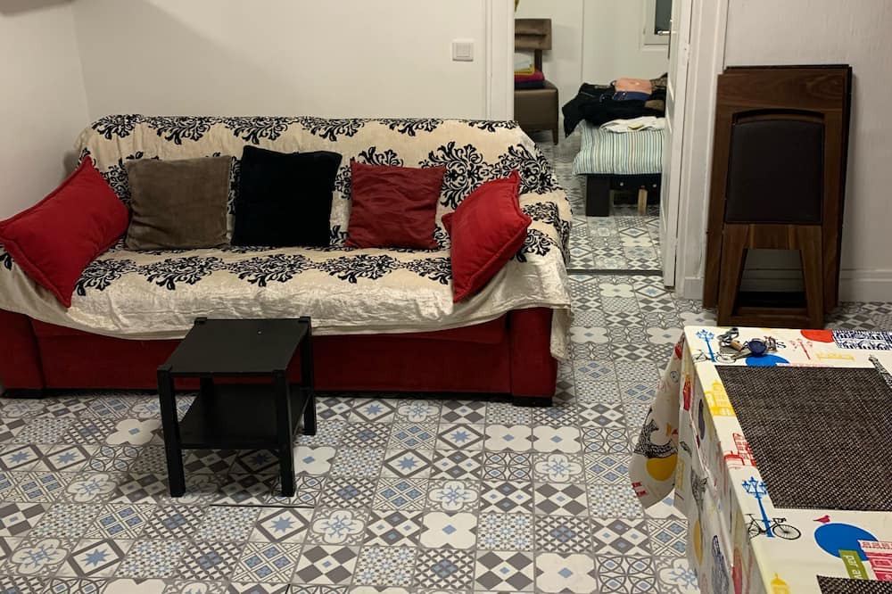 Photo of Livingroom in Le Kremlin-Bicetre