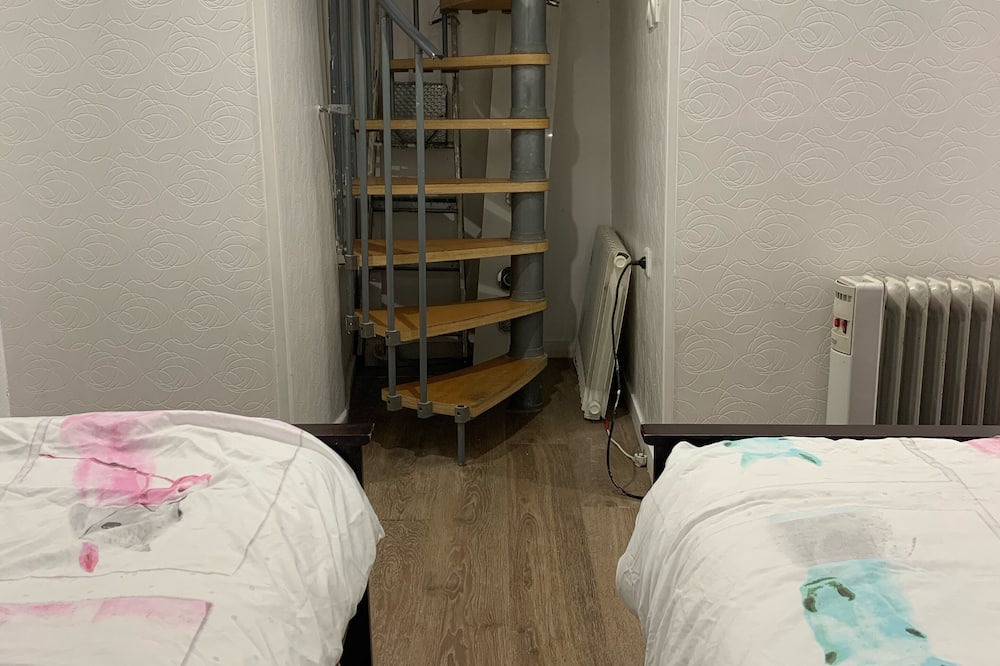 Photo of Bedroom in Le Kremlin-Bicetre