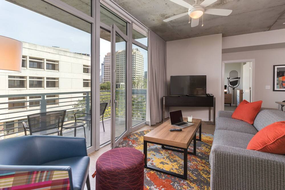 Photo of Livingroom in Market District