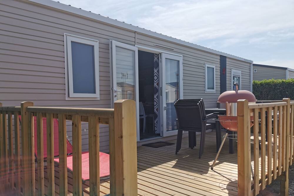 Photo of Patio Balcony in Biville-sur-Mer