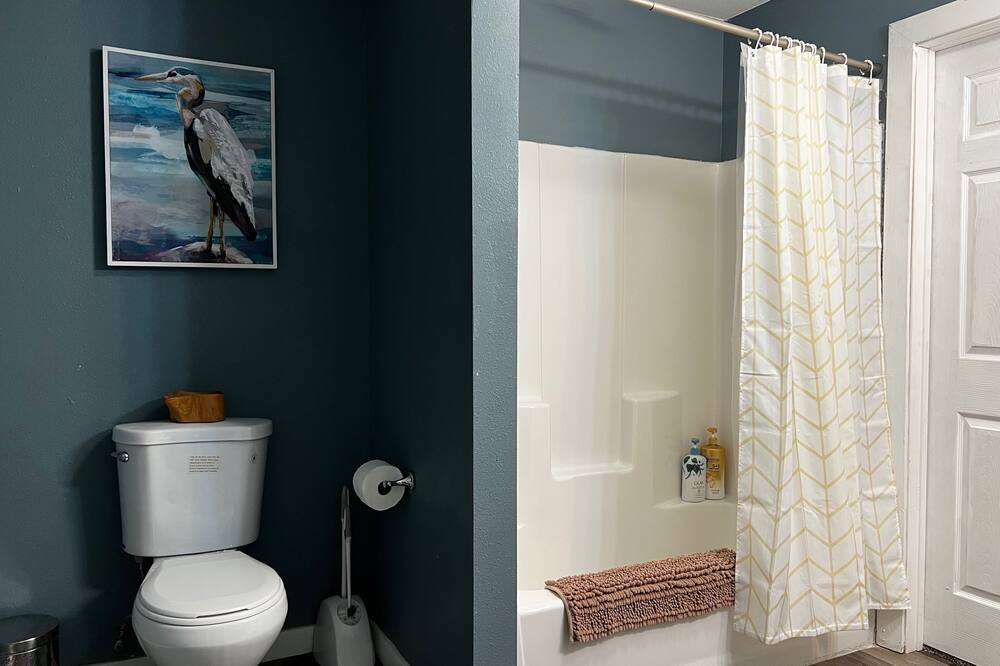 Photo of Bathroom in Powderly
