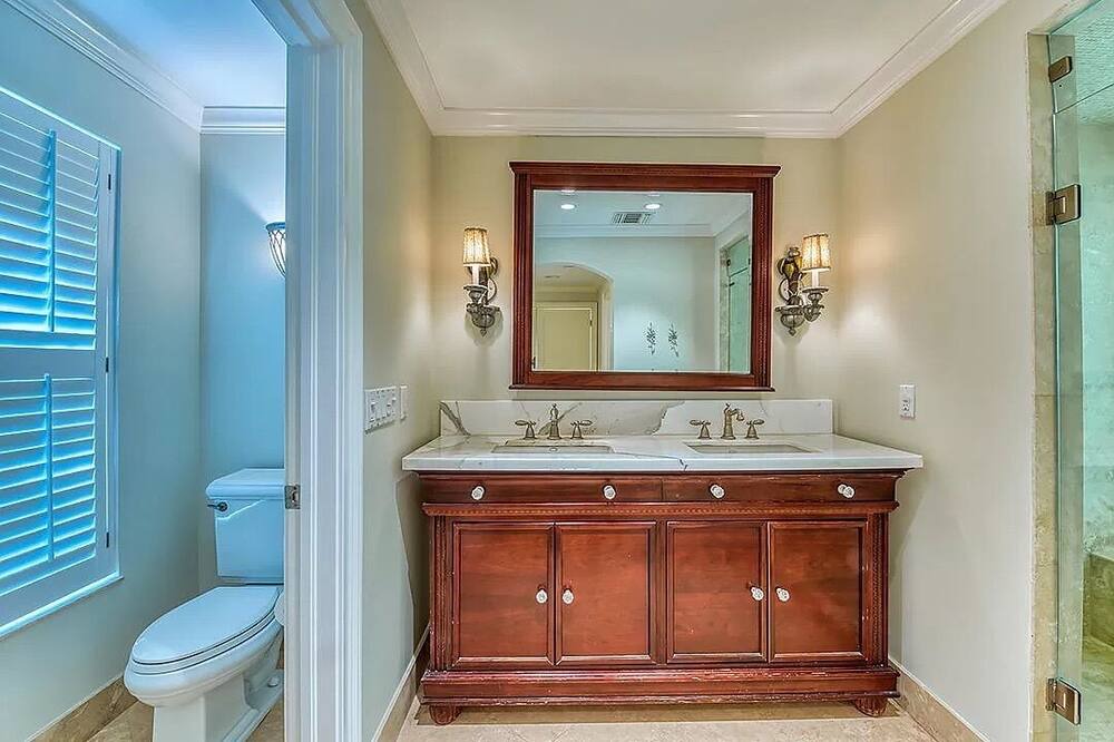 Photo of Bathroom in Juno Beach