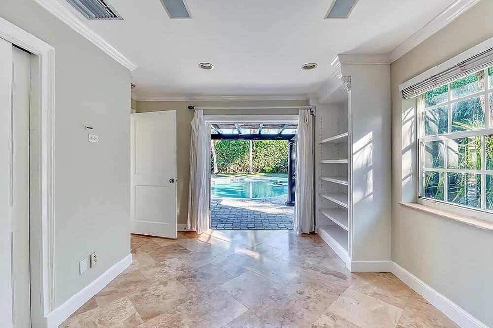 Photo of Bedroom in Juno Beach