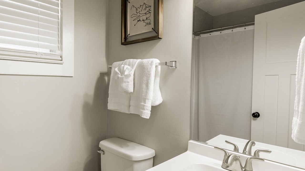 Photo of Bathroom in Kimberling City