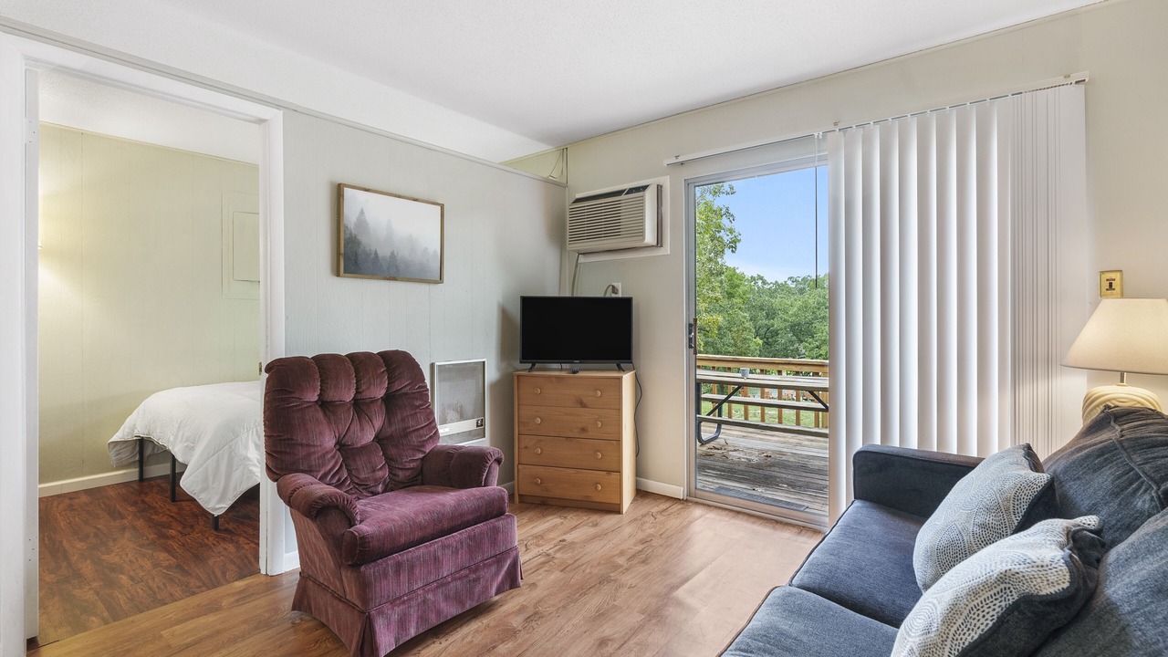 Photo of Bedroom in Kimberling City