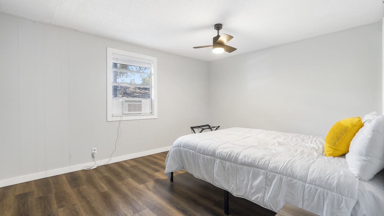 Photo of Bedroom in Kimberling City