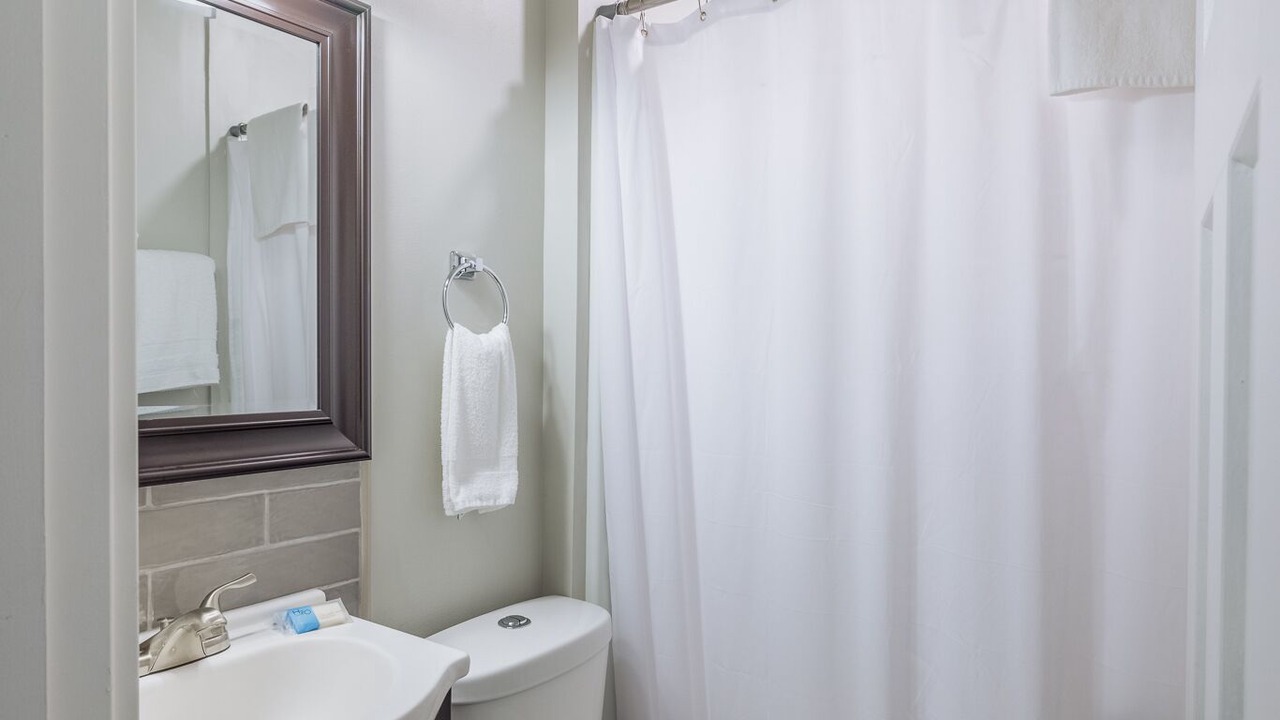 Photo of Bathroom in Kimberling City