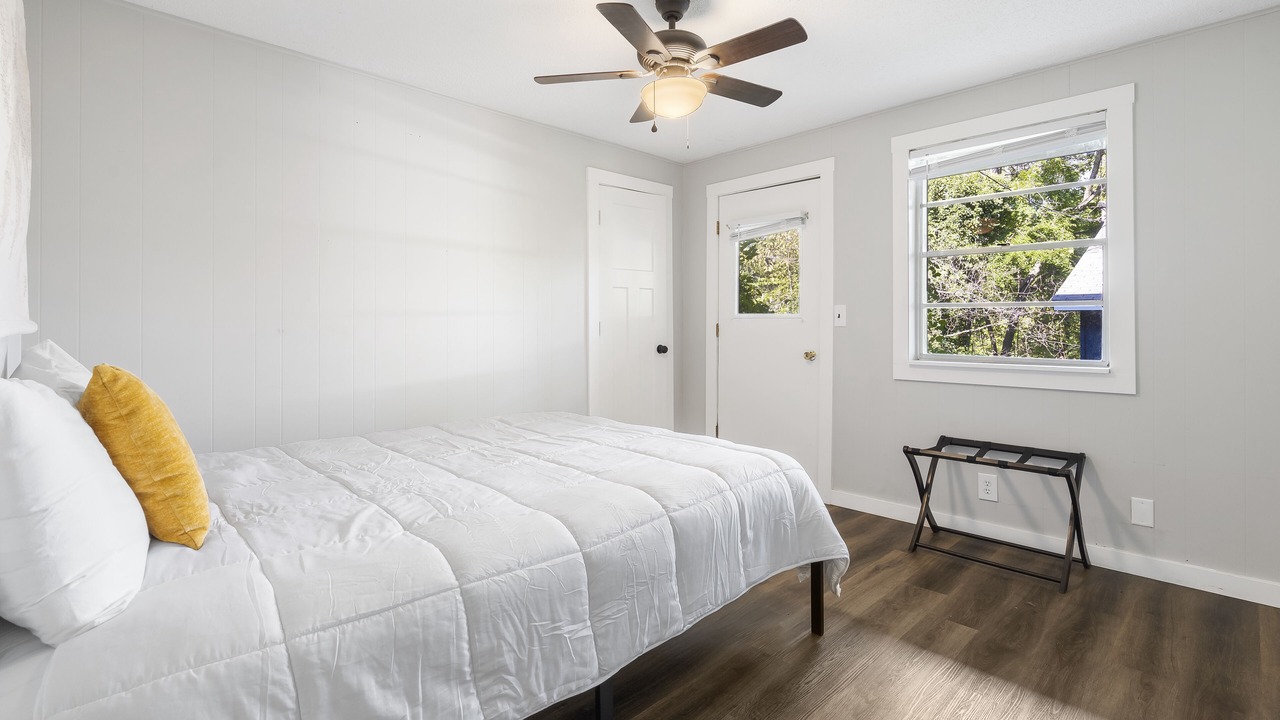 Photo of Bedroom in Kimberling City