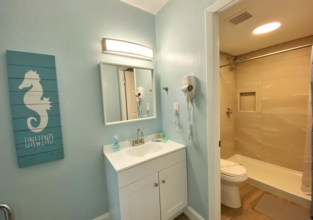 Photo of Bathroom in Bostwick Park