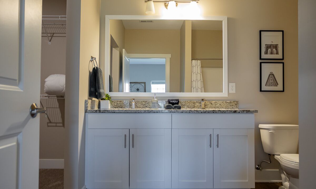 Photo of Bathroom in Grandville