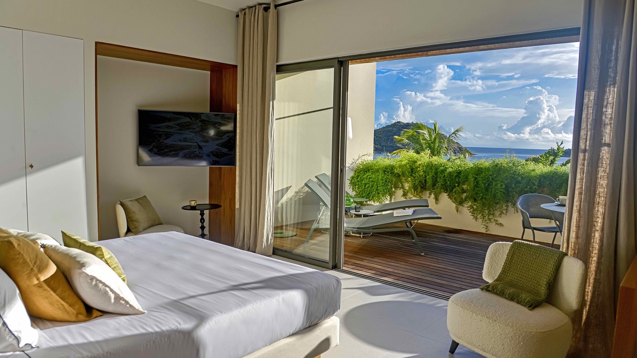 Photo of Others in Cul de Sac