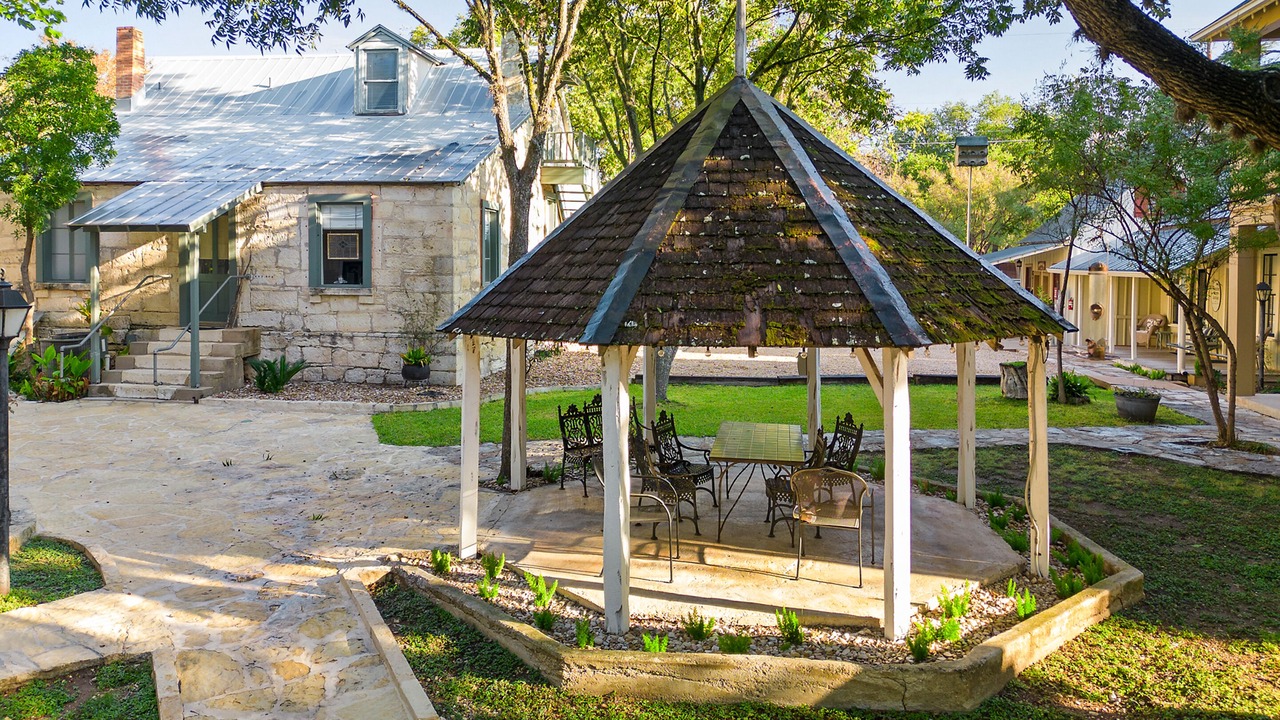 Photo of Outdoor in Comfort
