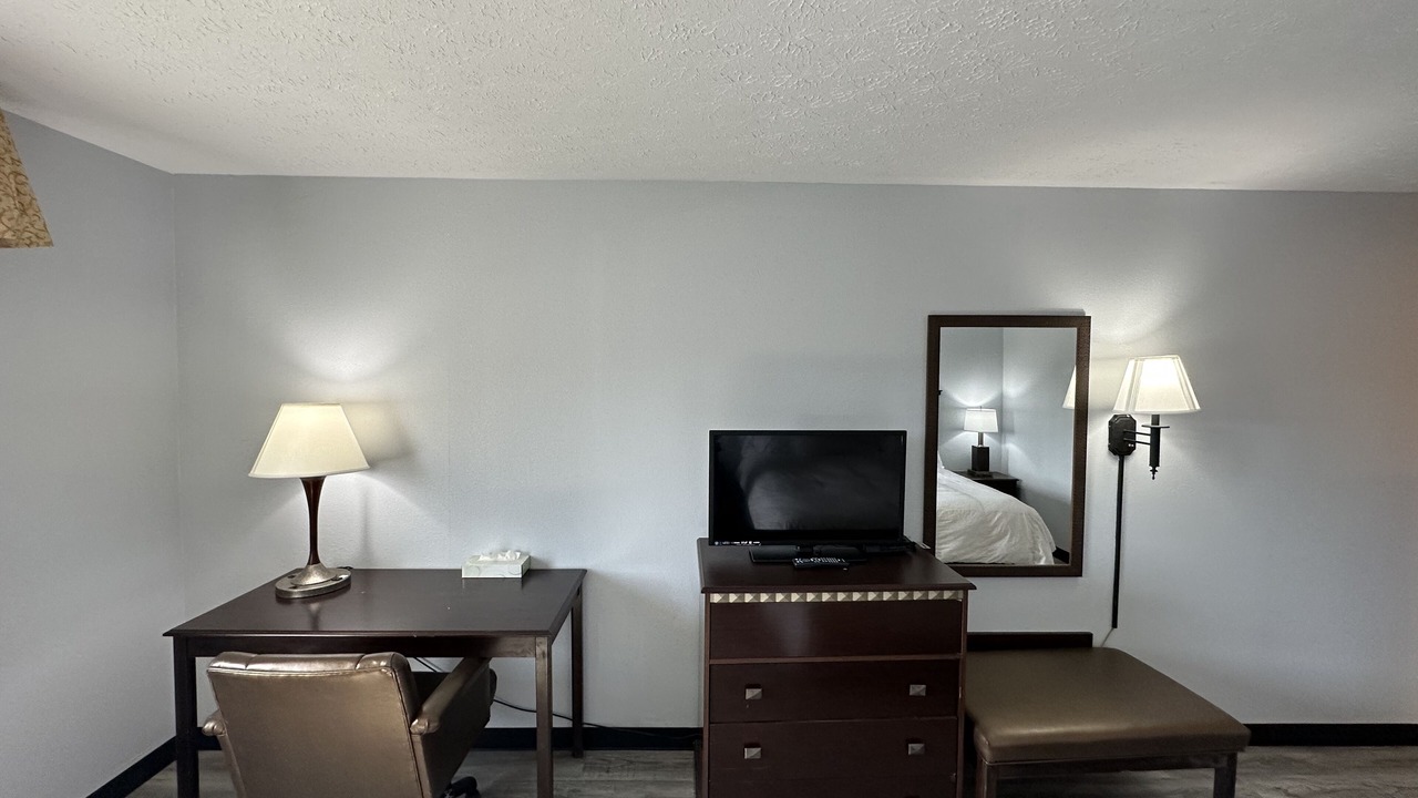 Photo of Bedroom in Scottsburg