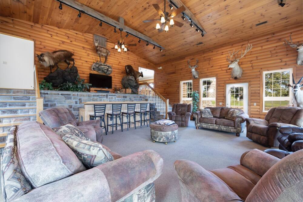 Photo of Livingroom in Falcon