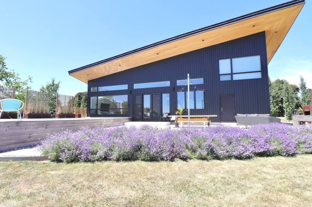 Photo of Outdoor in Merlin