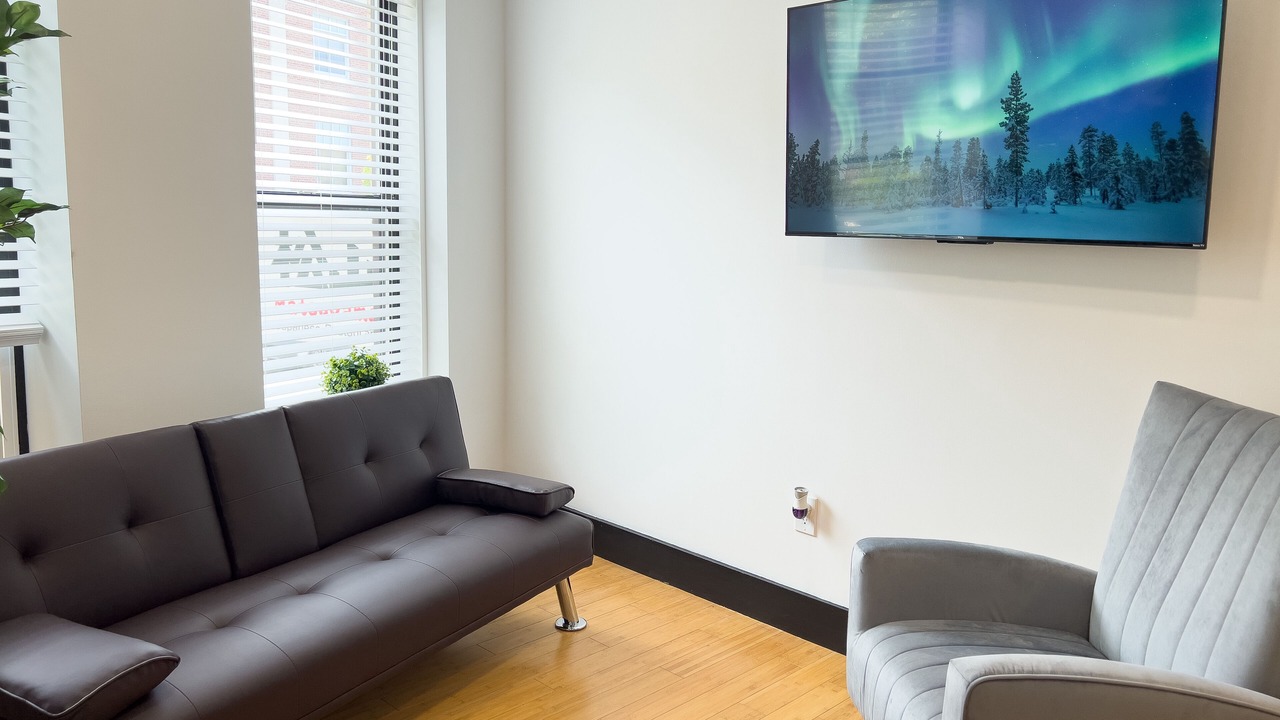 Photo of Livingroom in Englewood