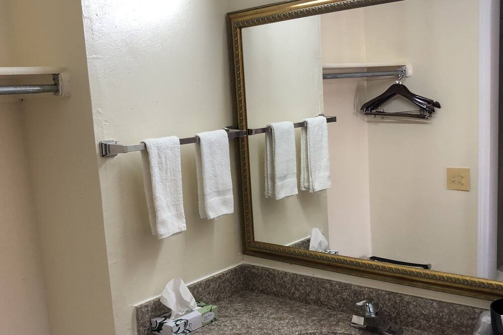 Photo of Bathroom in Weatherford