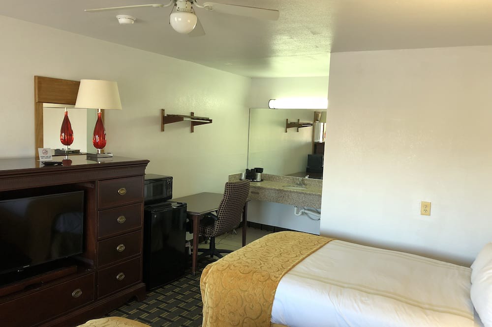 Photo of Bedroom in Weatherford