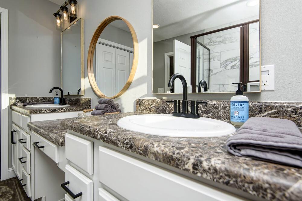 Photo of Bathroom in Republic