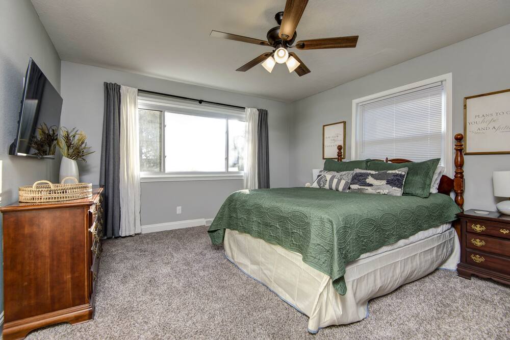 Photo of Bedroom in Republic