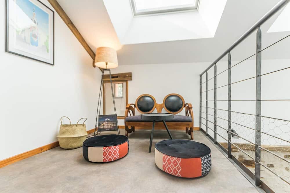 Photo of Others in La Haie-Fouassiere