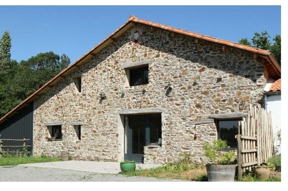 Photo of Outdoor in La Haie-Fouassiere