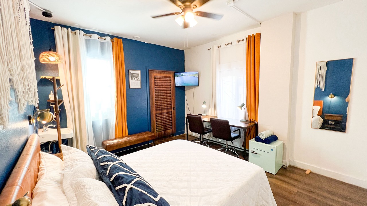 Photo of Bedroom in Mission Beach