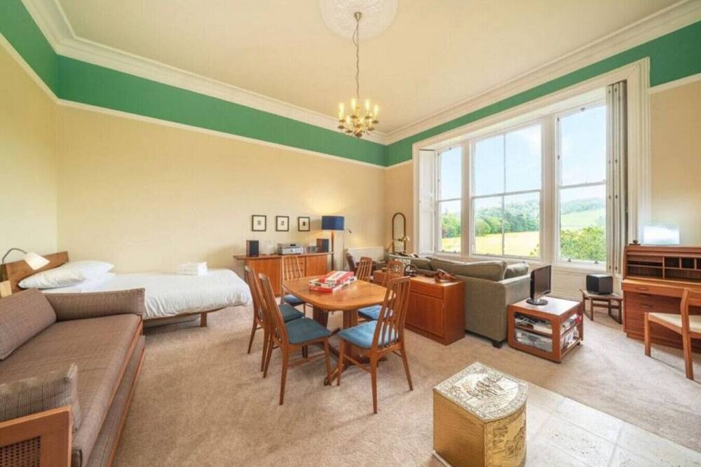 Photo of Others in Kirriemuir