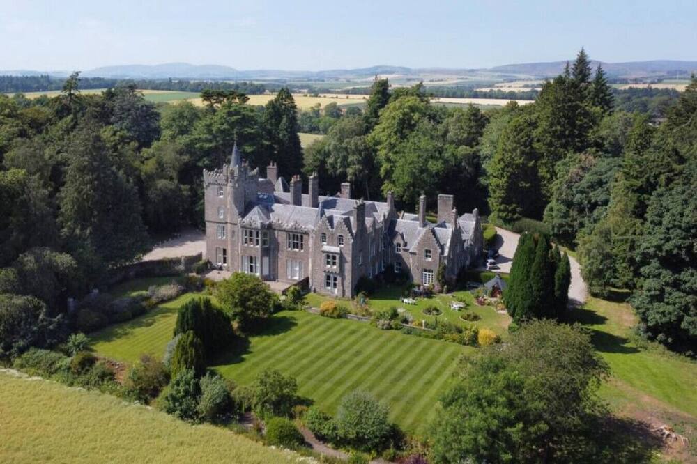 Photo of Others in Kirriemuir