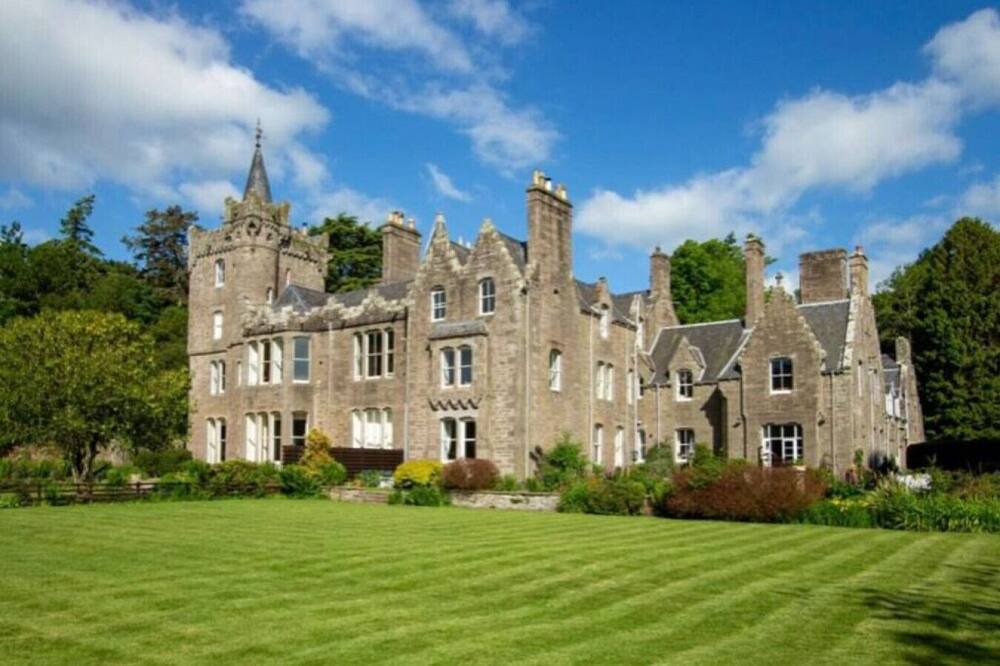 Photo of Others in Kirriemuir