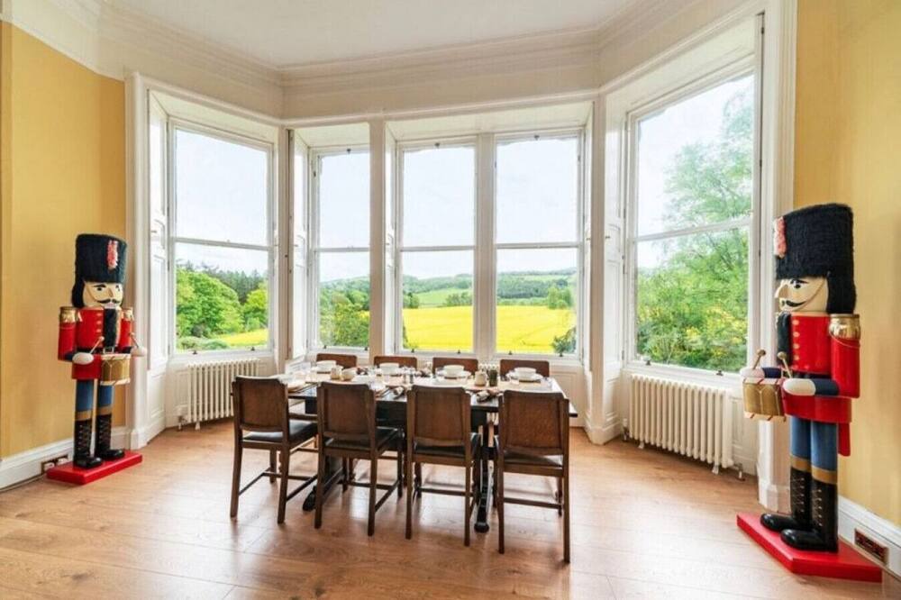 Photo of Others in Kirriemuir