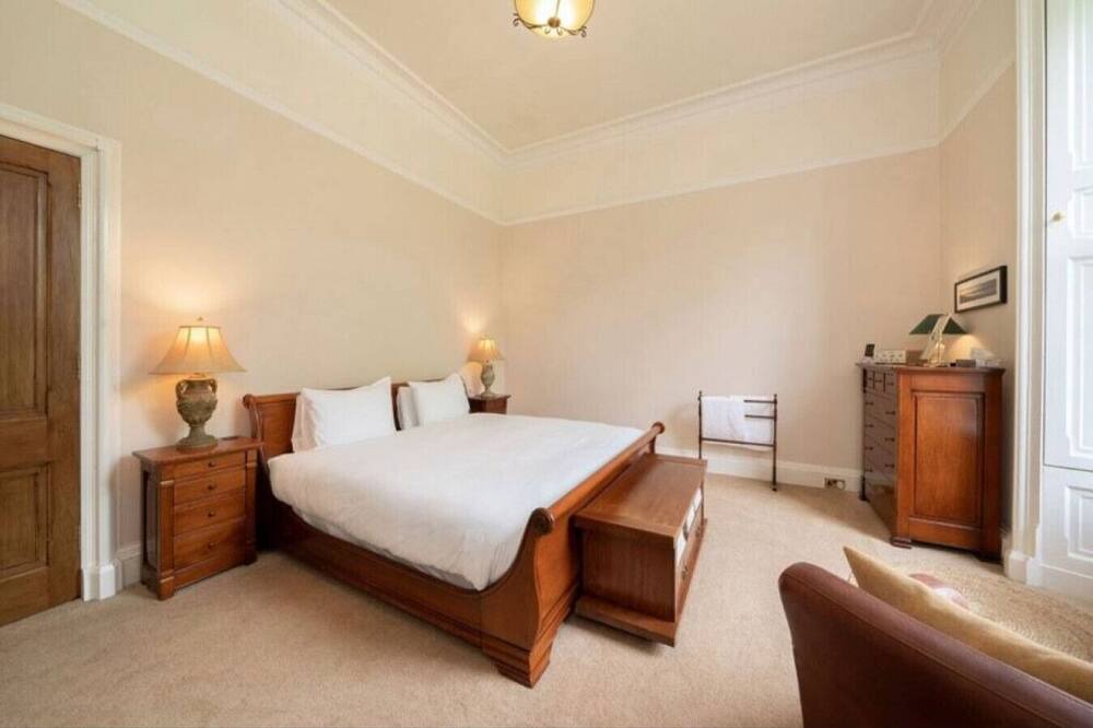 Photo of Others in Kirriemuir