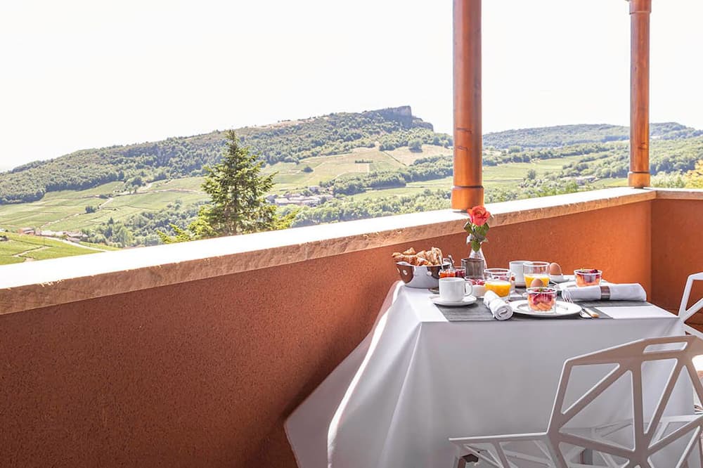 Photo of Outdoor in Vergisson