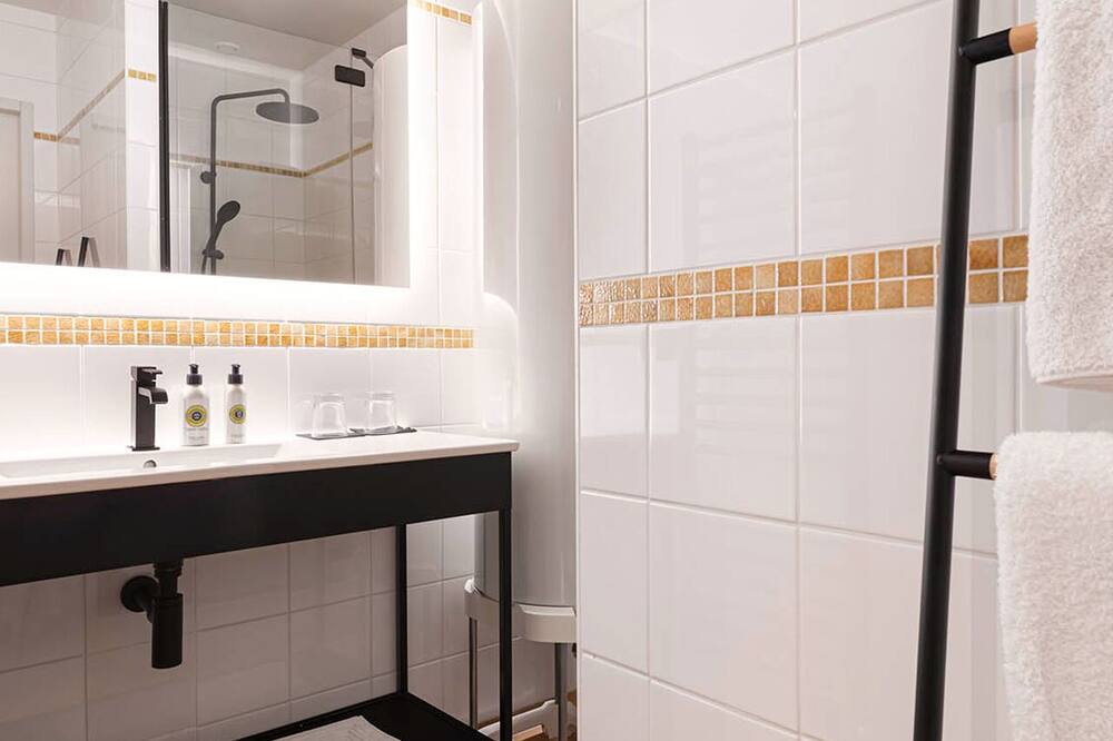 Photo of Bathroom in Vergisson