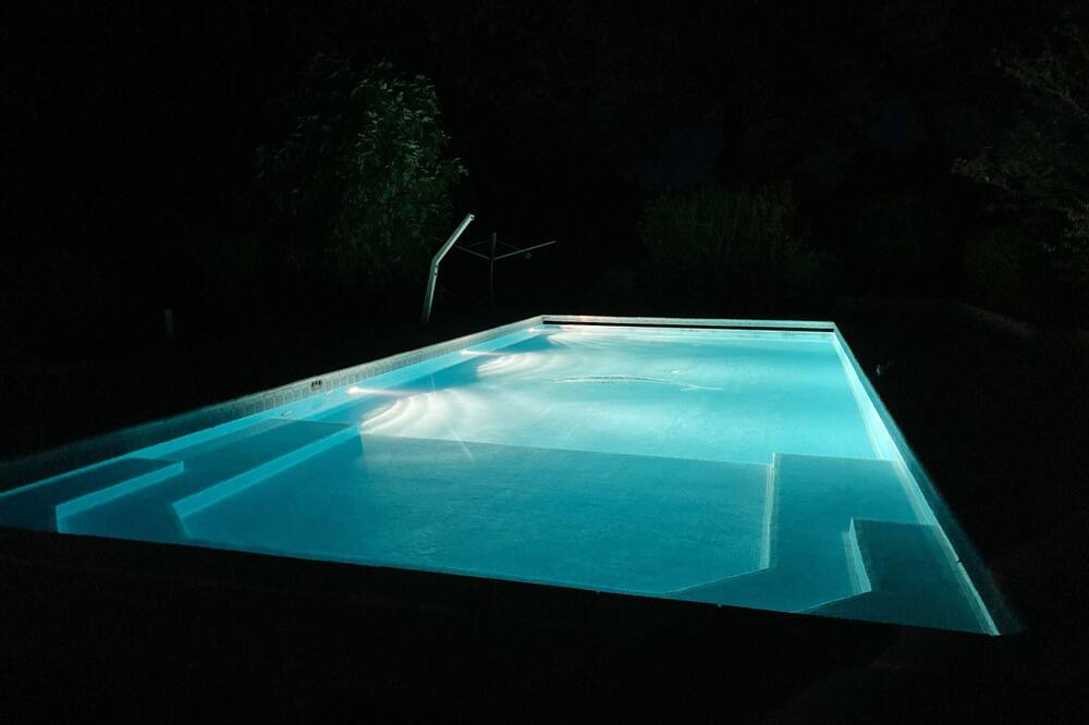 Photo of Outdoor in Saint-Georges-de-Pointindoux