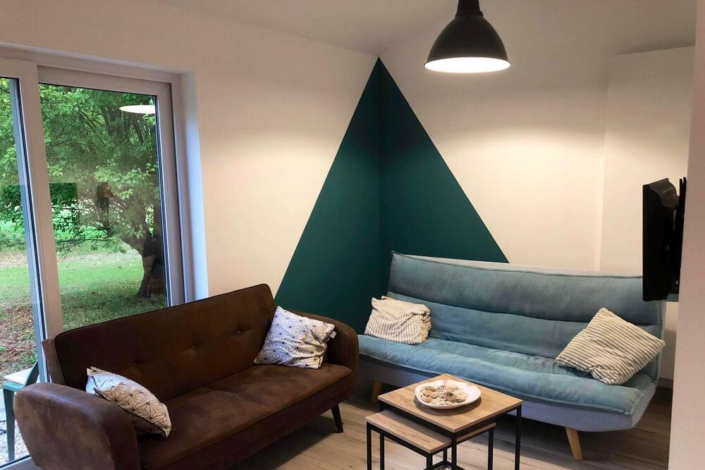 Photo of Livingroom in Saint-Georges-de-Pointindoux