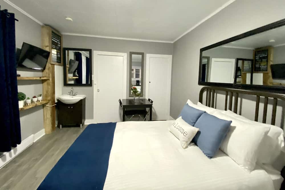 Photo of Bedroom in Sainte-Flavie
